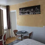 Du Gambrinus ホテル